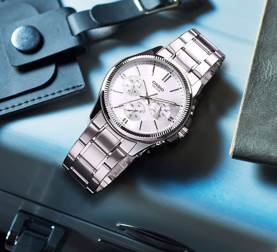 Đồng hồ Casio wr50m có giá từ vài trăm hoặc hơn một triệu đồng