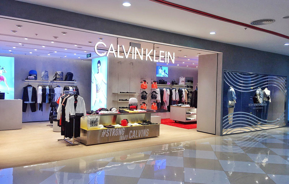 11 thương hiệu con với nhiều hệ thống cửa hàng Calvin Klein trên thế giới, trong đó có Việt Nam