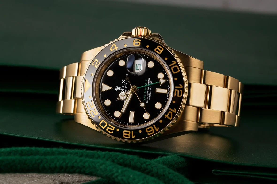 Giá đồng hồ Rolex chính hãng thường ở mức 4000 – 10000 USD