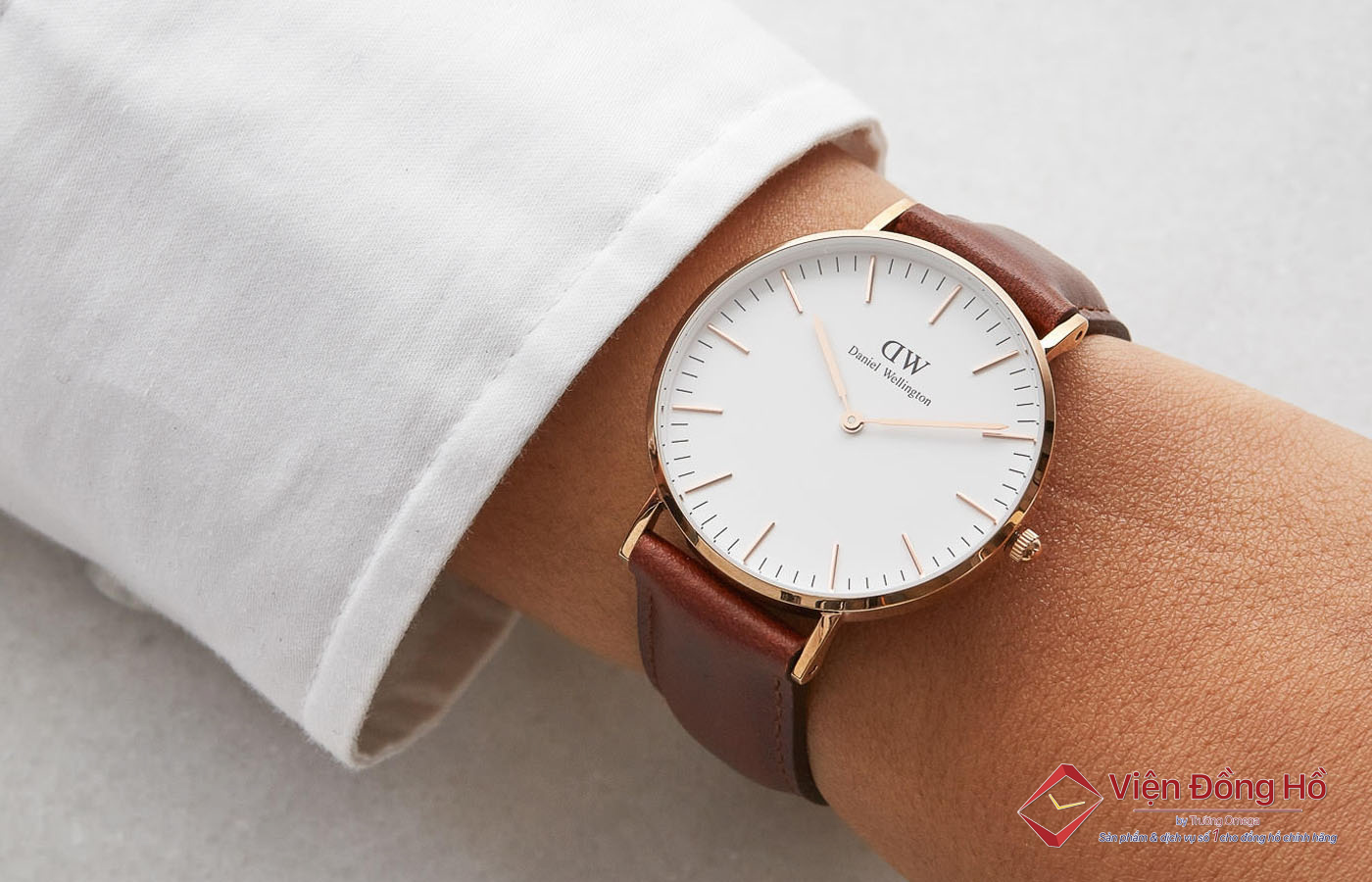 Danh bong dong ho Daniel Wellington 3