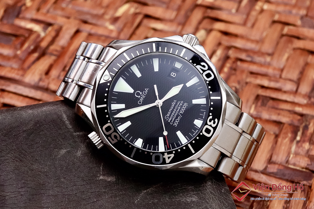 Đồng hồ Omega nam sẽ có mức giá khởi điểm từ 5500 USD