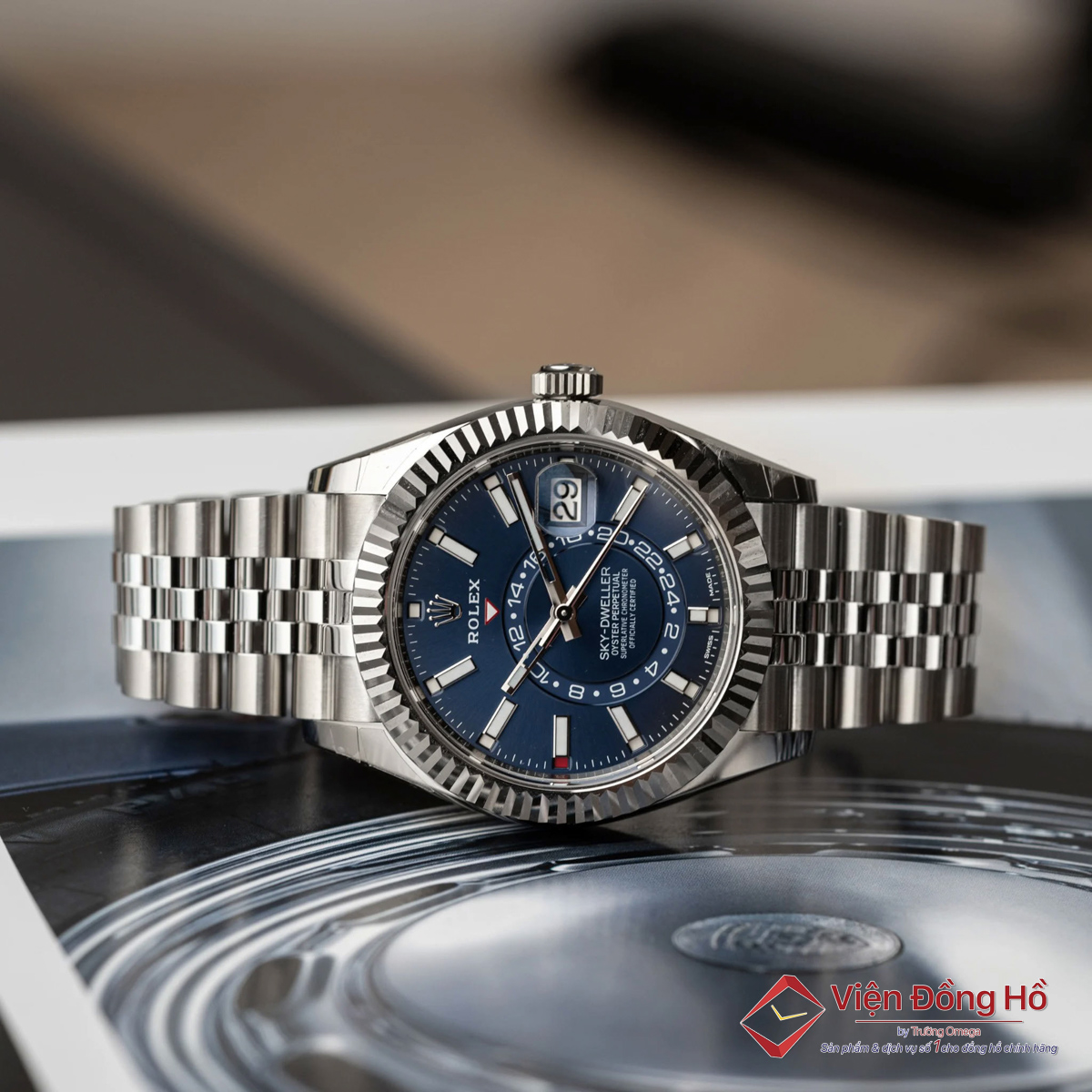 Chỉnh đồng hồ Rolex Sky Dweller - giờ GMT