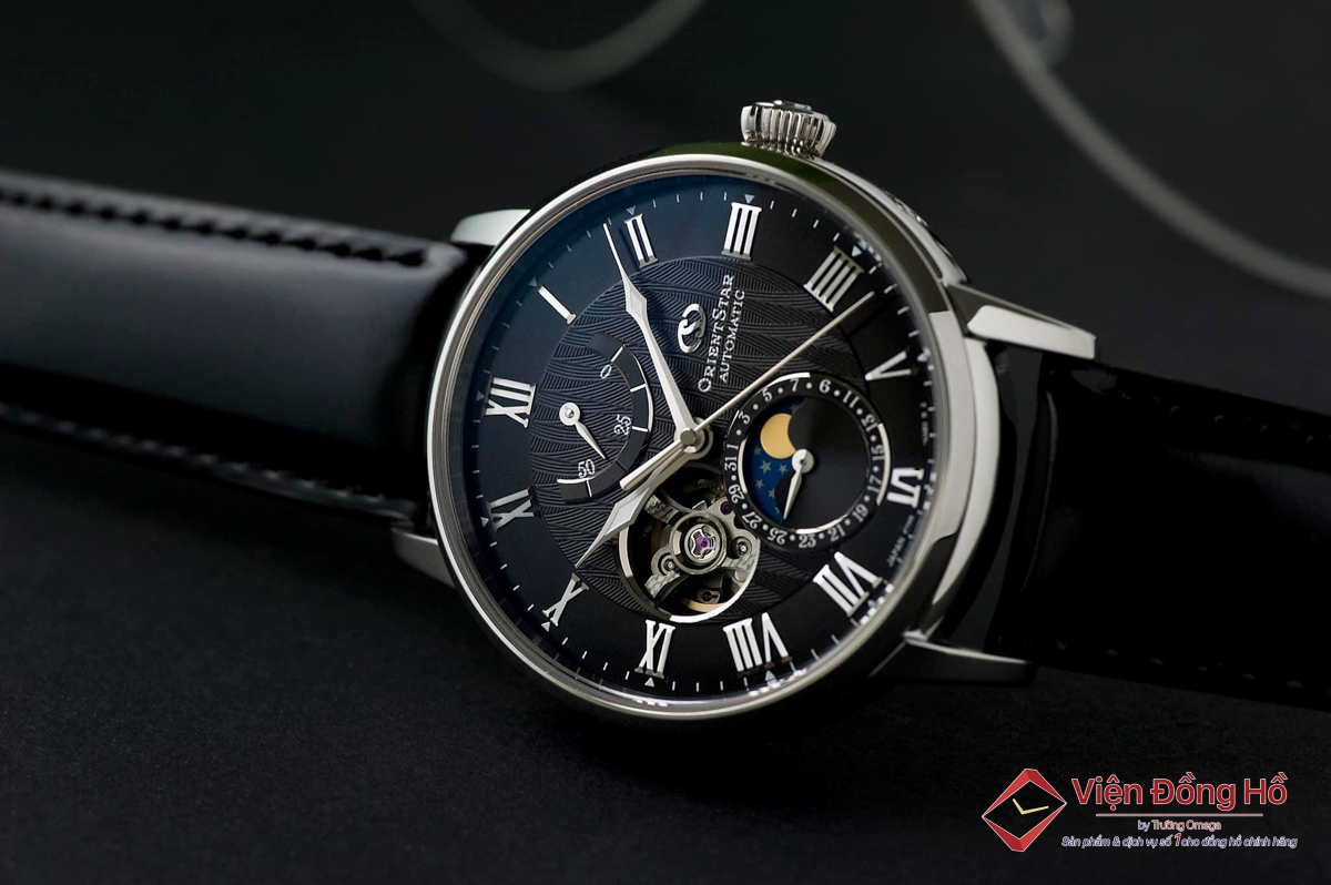 Đồng hồ Orient Trung Quốc là những mẫu đồng hồ bị các nhà sản xuất Trung Quốc sao chép y hệt mẫu mã, thiết kế của những chiếc đồng hồ Orient chính hãng Nhật Bản