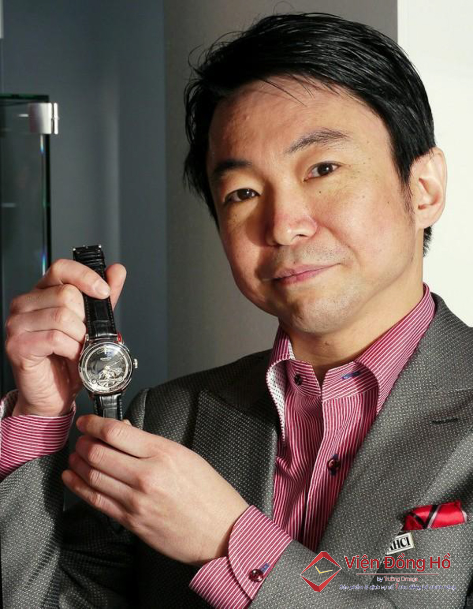 Nghệ nhân đồng hồ Hajime Asaoka chế tạo Tourbillon đầu tiên của Nhật Bản 6 Nghệ nhân Hajime Asaoka sinh năm 1965 tại tỉnh Kanagawa