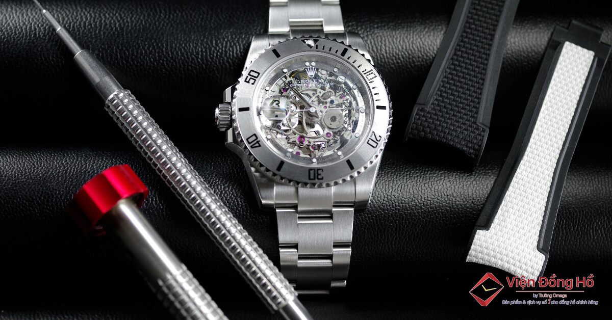 Rất nhiều đồng hồ Rolex cơ lộ máy tự động fake được ghi nhận là đeo cả ngày mà tối về vẫn bị đứng máy