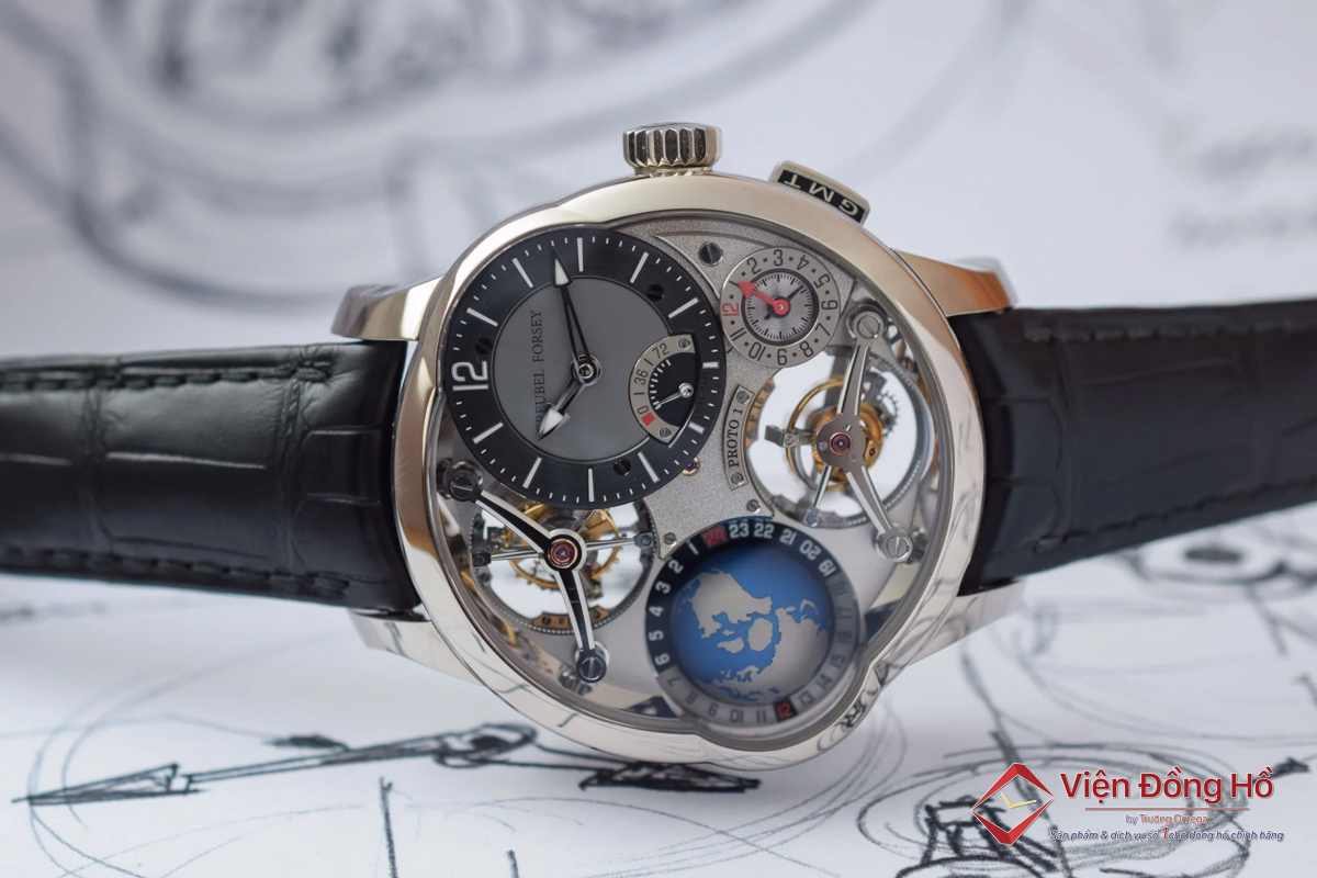 Greubel Forsey đã trình bày Quadble Tourbillon với vi sai (QĐT), sử dụng hai tourbillons đôi hoạt động độc lập