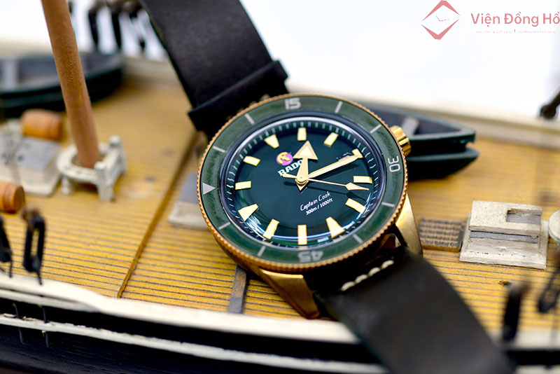 Viện Đồng Hồ thu mua đồng hồ Rado cũ nhanh gọn